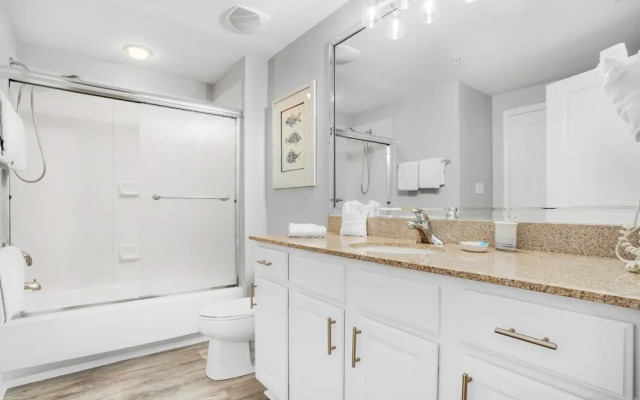 Grandview East 302 - Sandscape