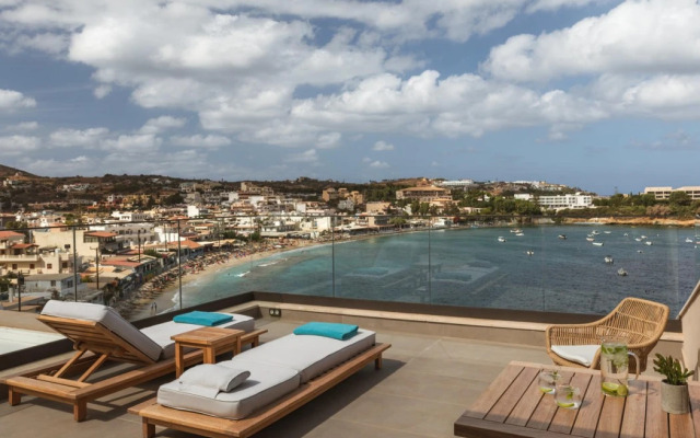 Castello Infinity Suites - Adults Only