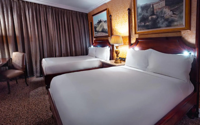 Palazzo Hotel