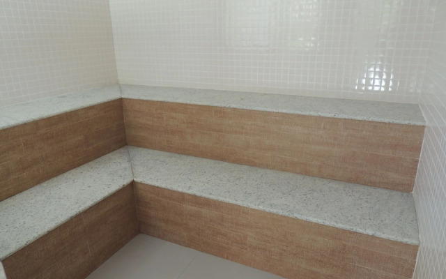 Casa com 3 Quartos em Condomínio Geriba