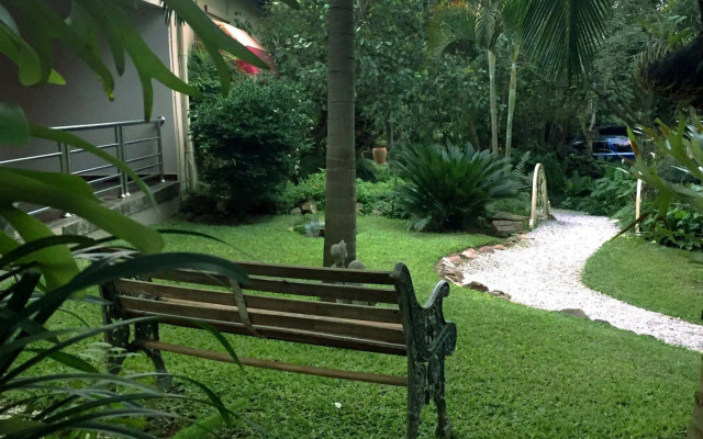 Palmwood Lodge