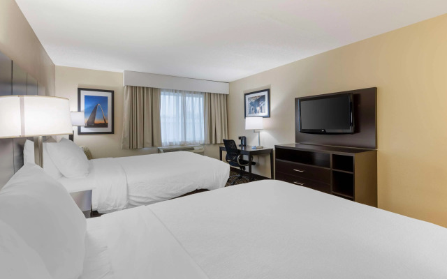Best Western St. Louis Inn