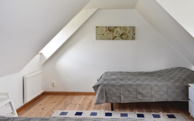 Nice Home in Borrby With 3 Bedrooms and Wifi