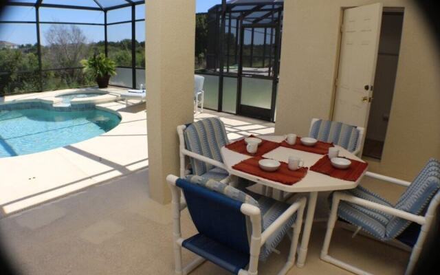 Ta524or 5 Bedroom Home