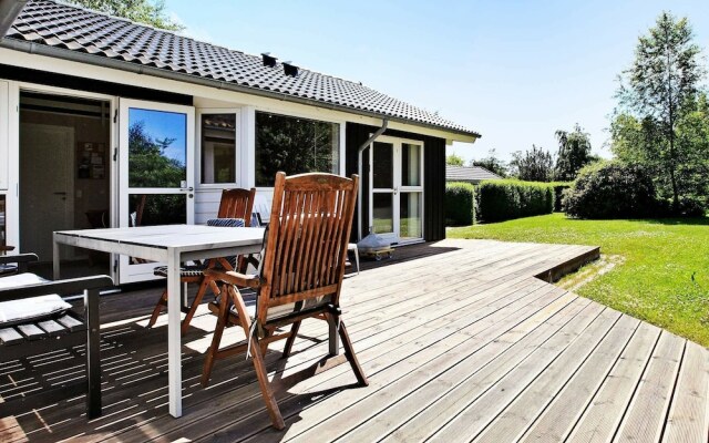7 Person Holiday Home in Vejby-by Traum