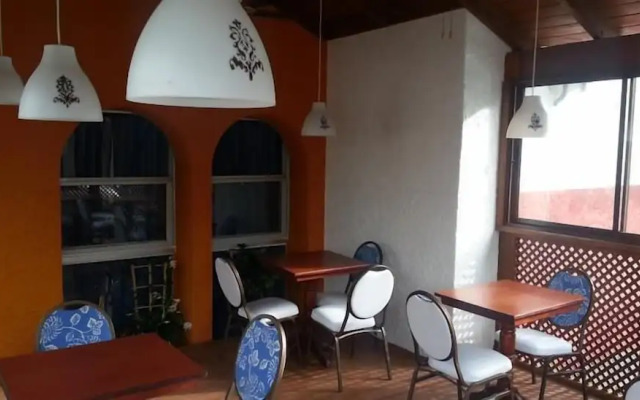 Hostal Plaza Yu