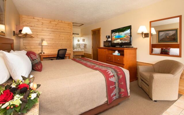 Flat Creek Inn