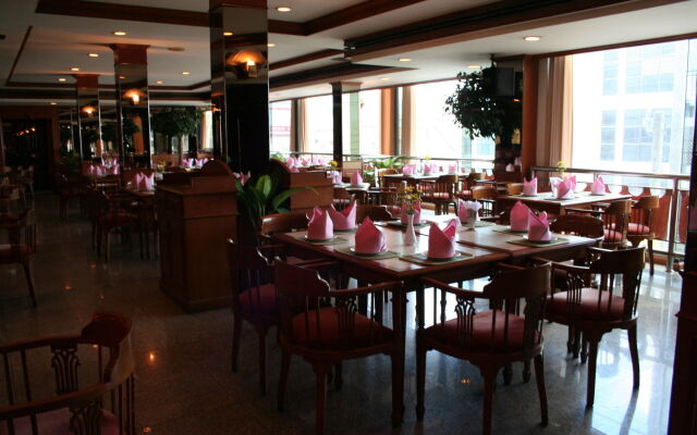 Hatyai Central Hotel