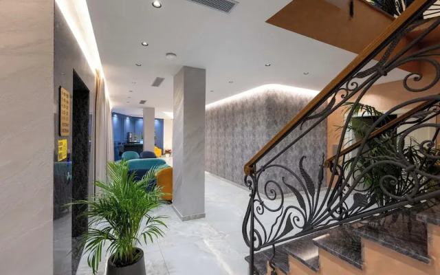 Hotel Dior
