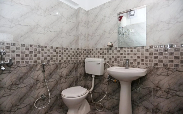 Hotel A R Inn 1 By OYO Rooms