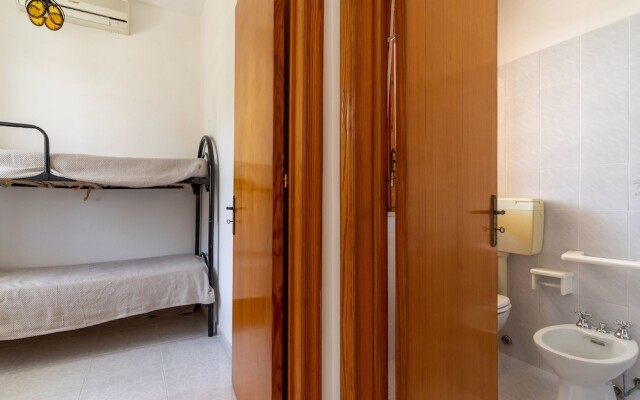 3055 Villetta Sunset by Barbarhouse