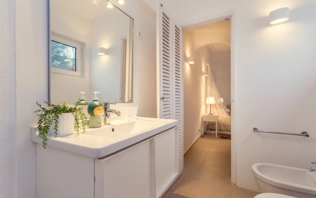 Petunia - Guest House