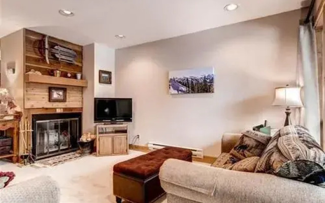 Ski Hill by Pinnacle Lodging