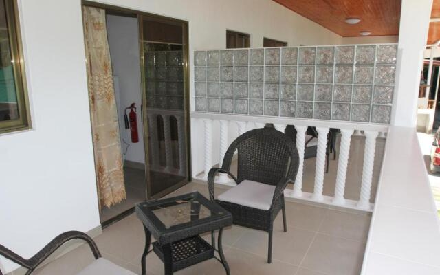Tourterelle Holiday Home