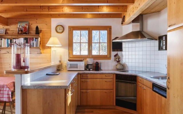 Montebello - Cozy Classic Swiss Chalet With Stunning Views