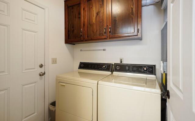 5 Sandhill 3 Bedroom Home by RedAwning