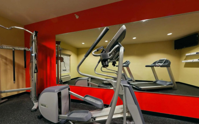 Country Inn & Suites by Radisson, Michigan City, IN