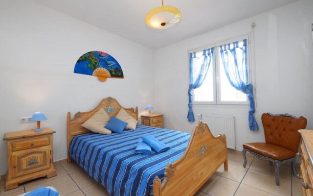 354-casa al Canal,amarres, Piscina