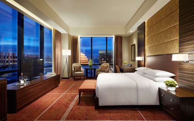 Hyatt Regency Manila, City of Dreams