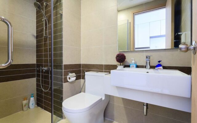MK Rivergate Apartment