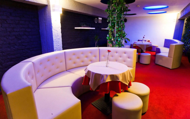 Hotel Malinowski Business