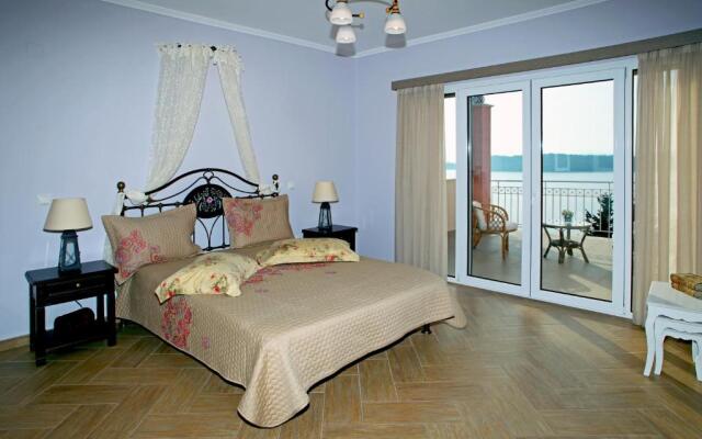 Villa Myrtis
