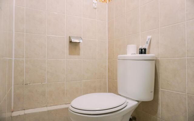 Warm And Cozy Stay Studio Green Bay Pluit Apartment