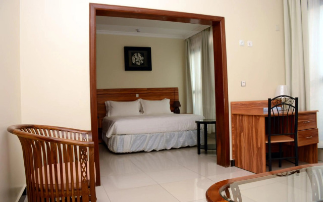 La Posh Hotel