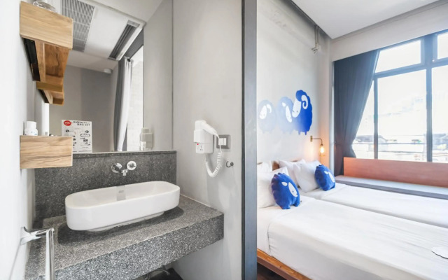 Kokotel Bangkok Surawong