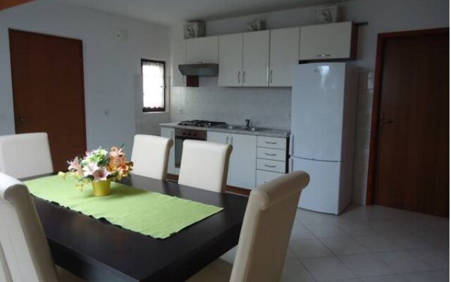 Apartments Arina