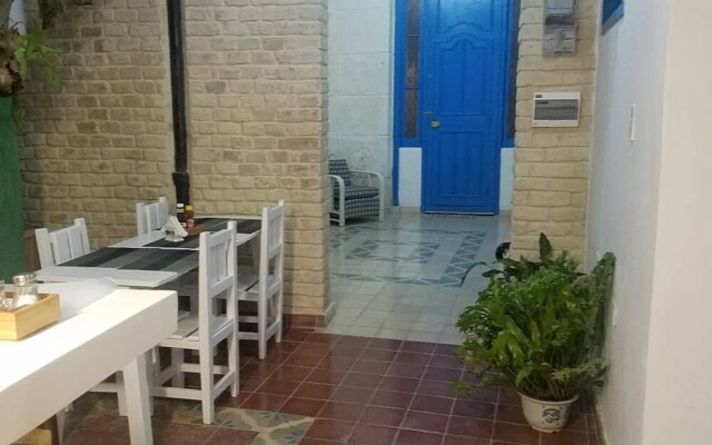 Hostal Escobar 206