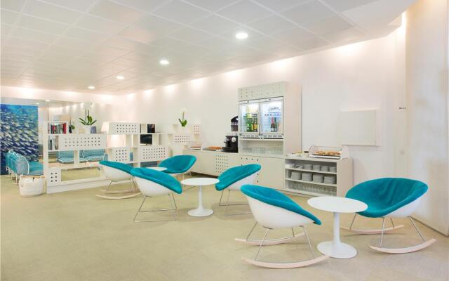 Iberostar Waves Bouganville Playa