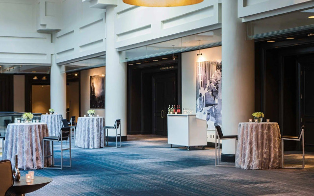 Renaissance Baltimore Harborplace Hotel