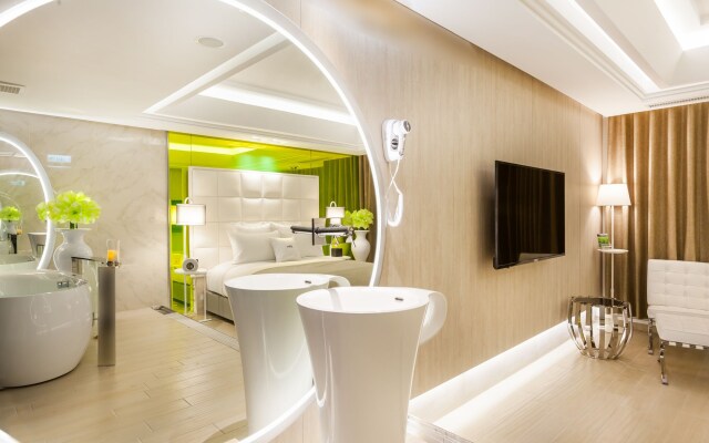 Six Star Motel - Taoyuan