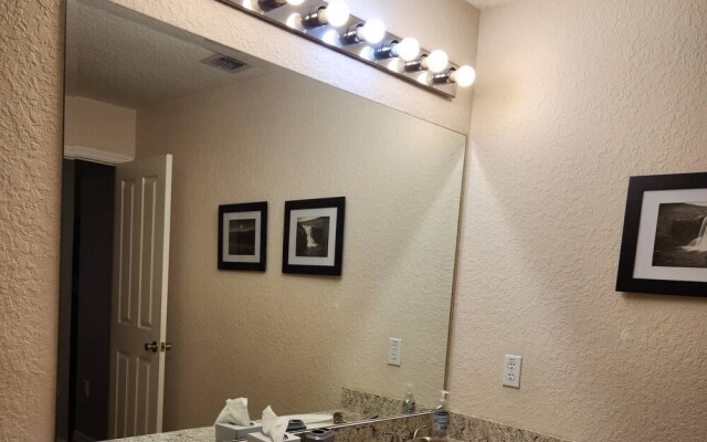 733 Reserve at Town Center