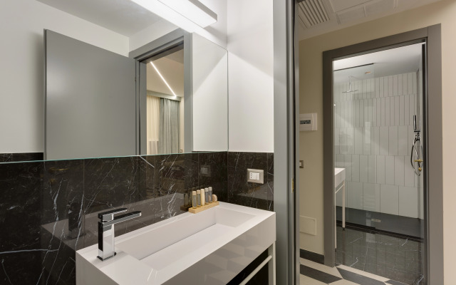 Otivm Hotel
