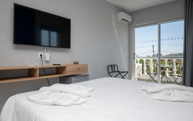 Ayit Hotel