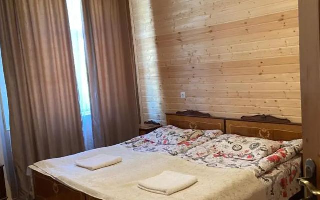 Eliso'S Guesthouse
