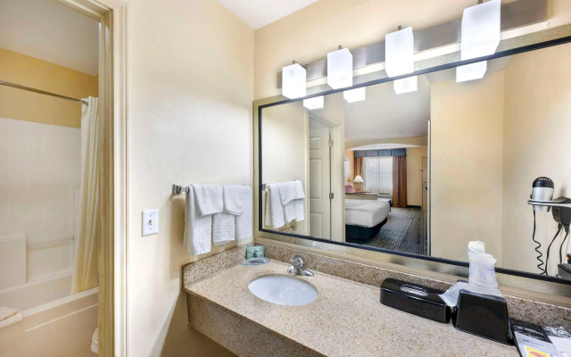 Best Western Snyder Inn