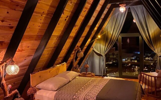 Si̇fla Bungalov & Resturant