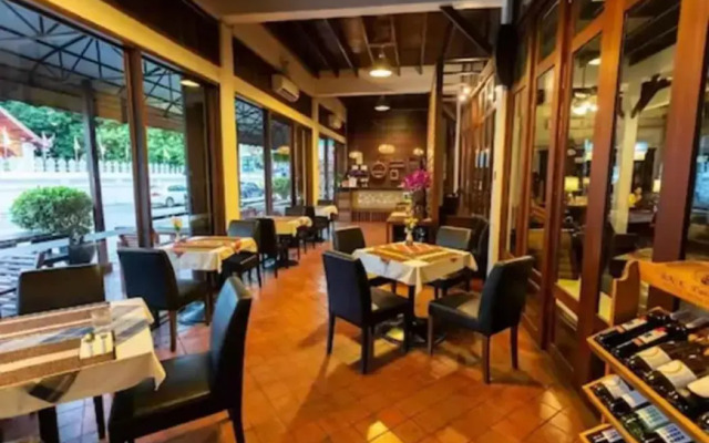 Ban Chang Tong Hotel