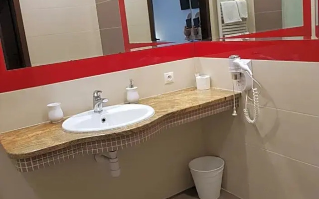 Pokoje Hotelowe Figaro