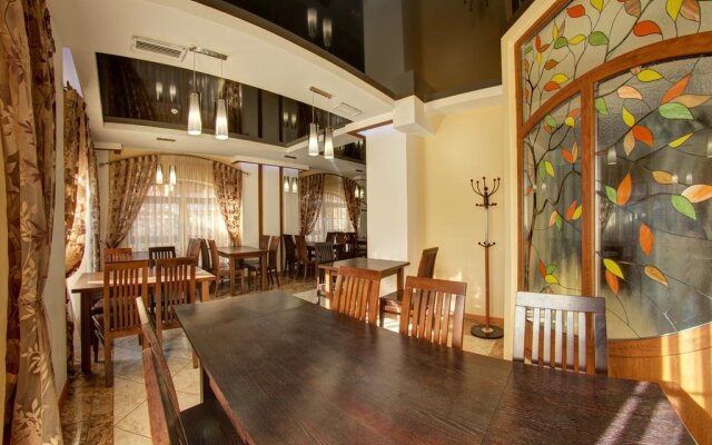 Altair Hotel