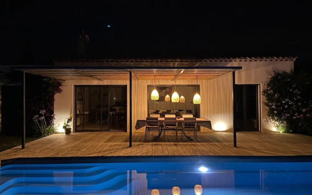 Inviting Holiday Home in Grimaud With Private Pool