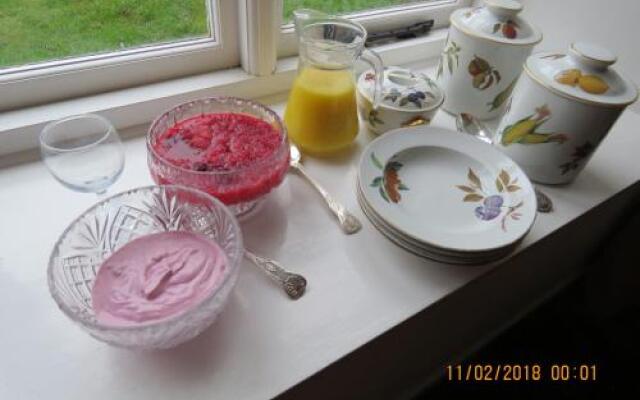 Home Farmhouse Bed and Breakfast