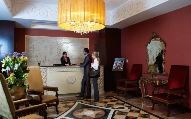 Ista Suites Seef