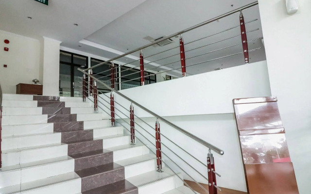 NIDA Rooms Colombo Komplek Karang Marang