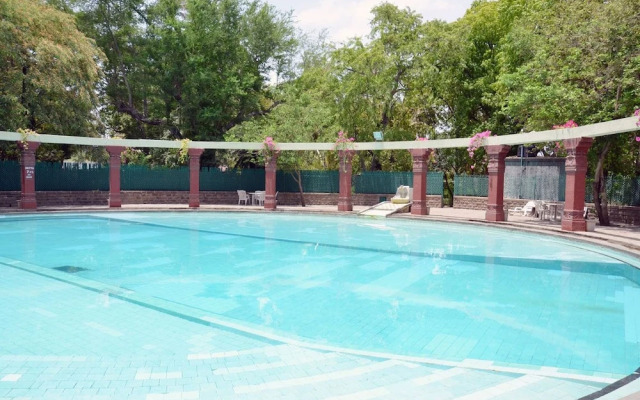 Nilambag palace