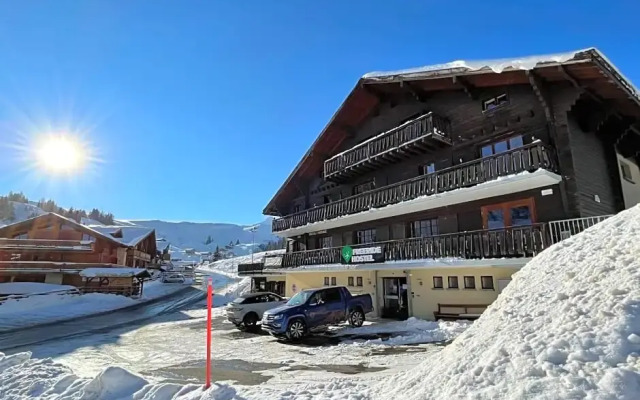 Freeride Hostel & Bar lounge