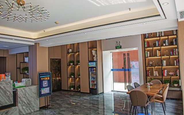 Us-hee Hotel